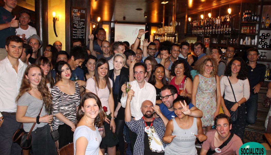 Conoce la comunidad de jóvenes latinos en París
