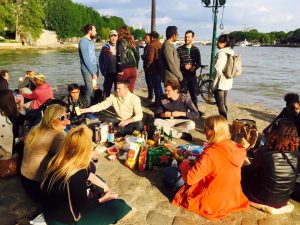 13164314 1744741055748895 361719964022058940 n 300x225 - Picnic : Saint louis Island in paris